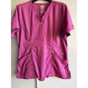 Dickies Advance Magenta 4 Way Stretch Medical Scrub Top Size M RN93643 DK680